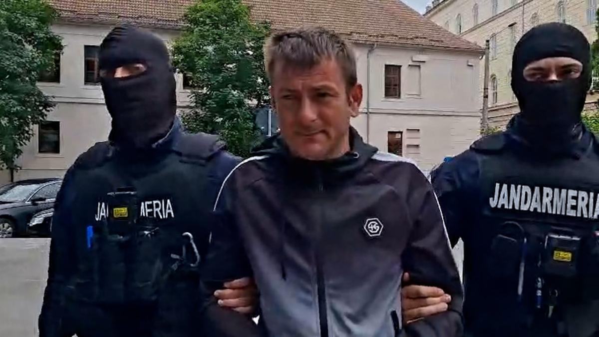 Barbat din Timis, anchetat dupa ce ar fi administrat substante sedative fiicei si unei adolescente. Procurorii investigheaza si o agresiune sexuala